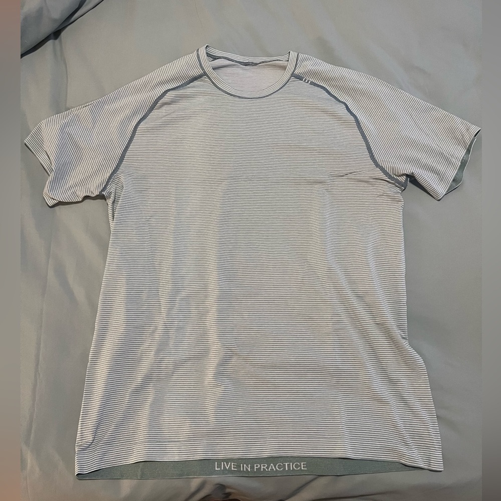 Lululemon Metal Vent Tech Short Sleeve